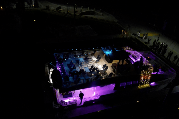 a screen shot of a video game in a dark room